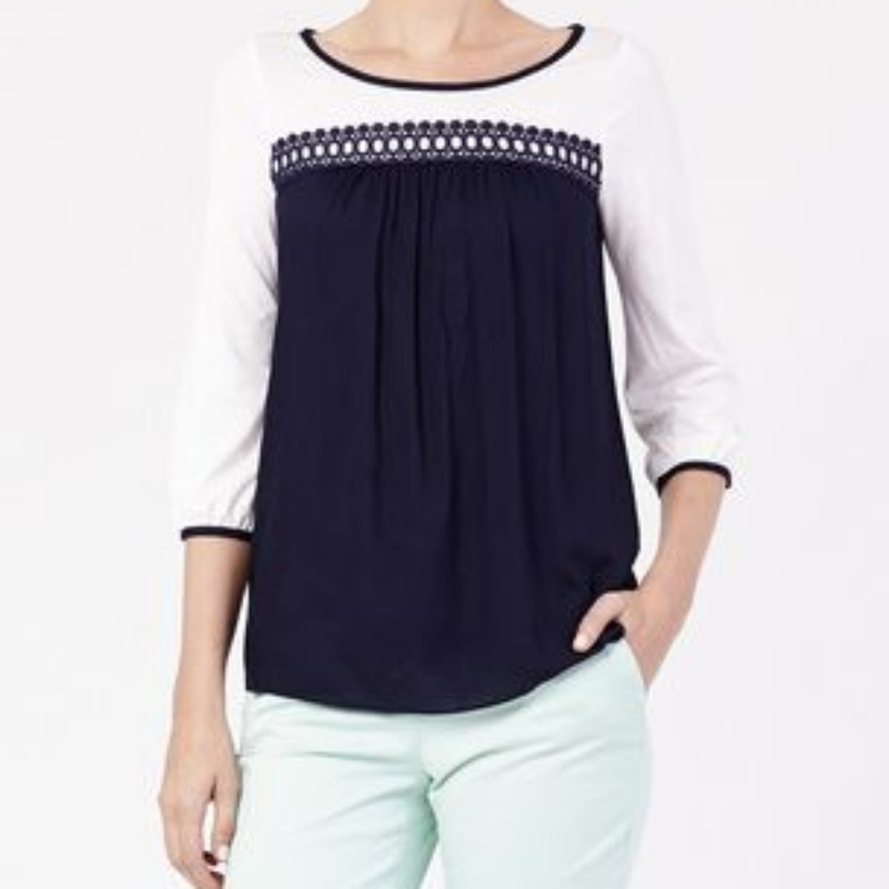 NWOT gathered sleeve embroidered top Boden size 6 Broderie navy